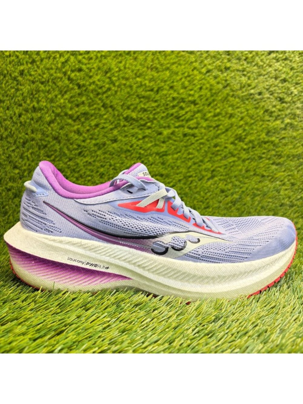 Saucony Triumph 21 Womens Size 9 Purple White Athletic Running Shoes Sneakers